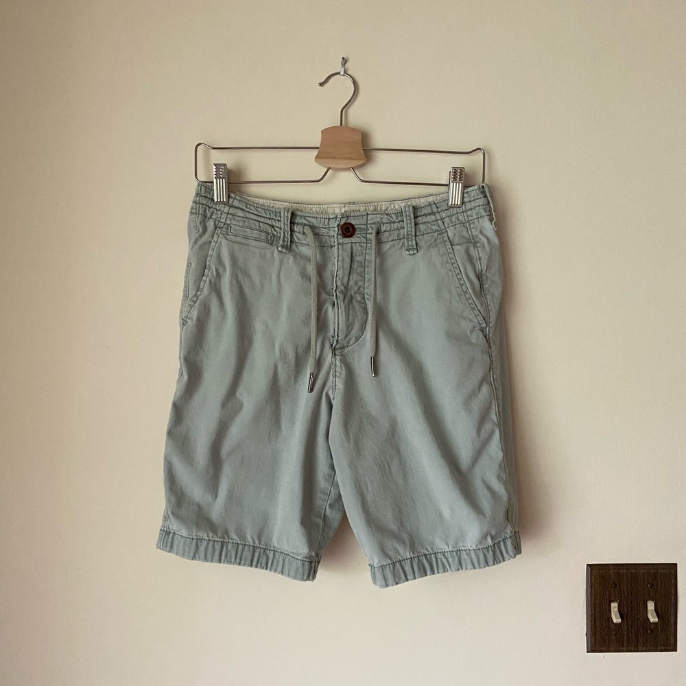 seafoam sage green - 28 waist - cotton Hollister shorts